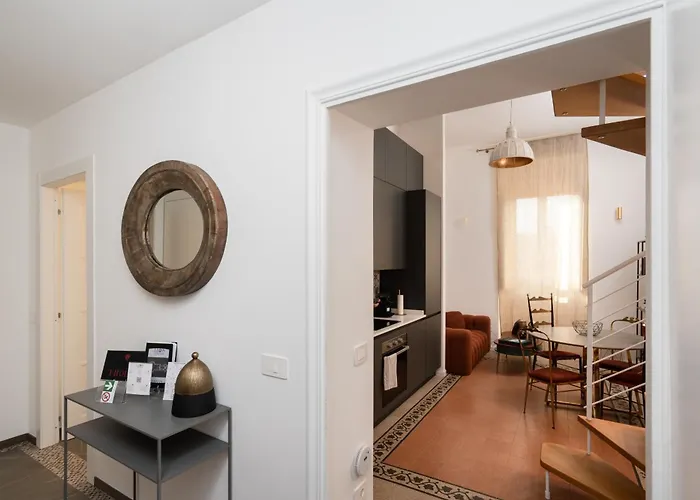 Leo's Terraces - Tholus Apartment *