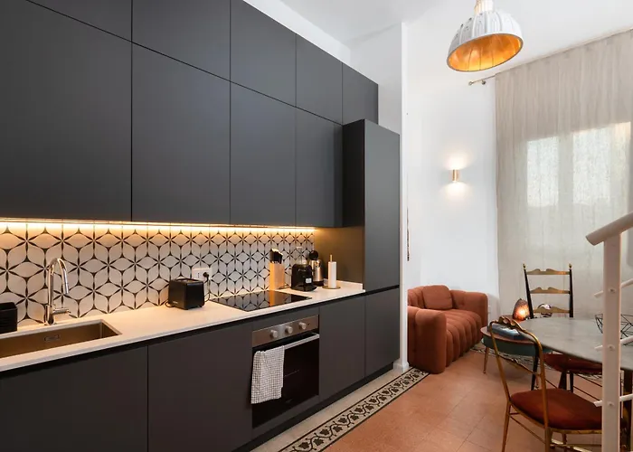Leo's Terraces - Tholus Apartment *