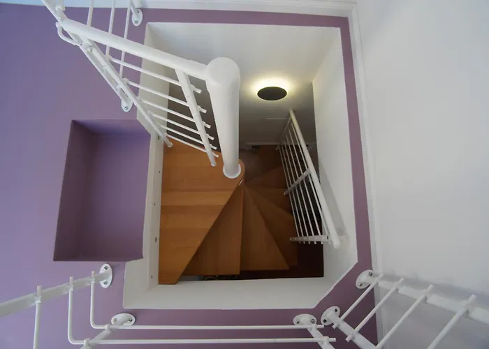 Leo's Terraces - Tholus Apartment